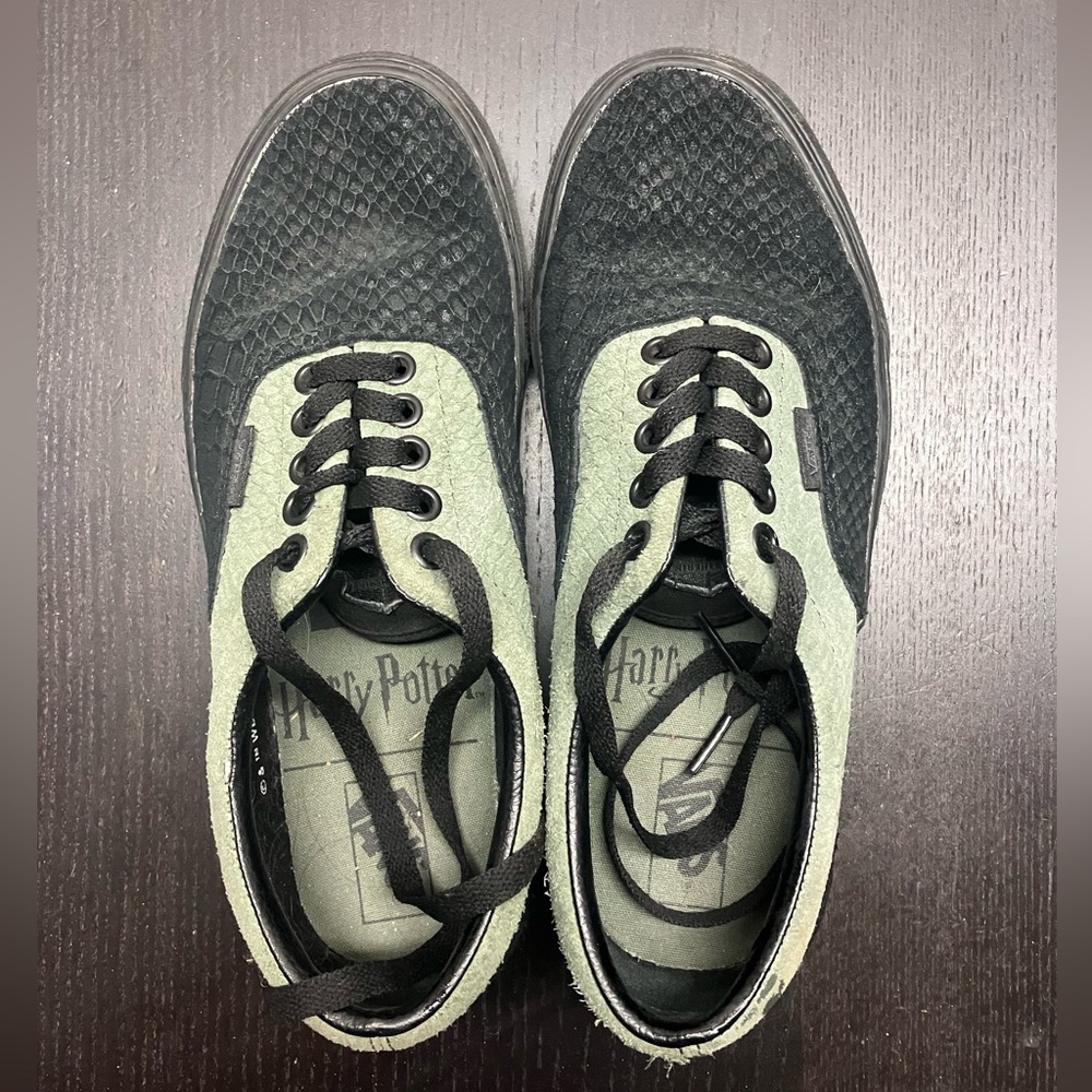 Harry Potter Slytherin Vans.